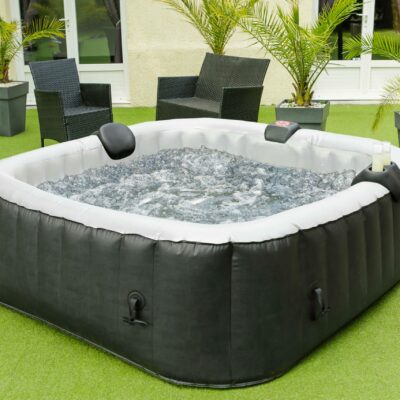 Spa gonflable 6 personnes carré Ospazia - Jusqu’à 40°C - Prêt en 5 minutes - Couverture et filtre inclus