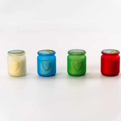Lot de 4 bougies citronnelle d'extérieure contre les moustiques à la cire de soja - Dimensions : L x H : 6,2 x 6,8 cm